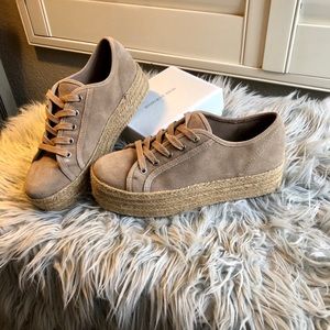 Steve Madden Hampton Tan Flatform Sneakers